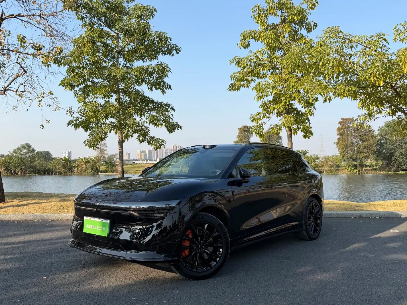 ZEEKR 7X 2024 г. 15056 км.