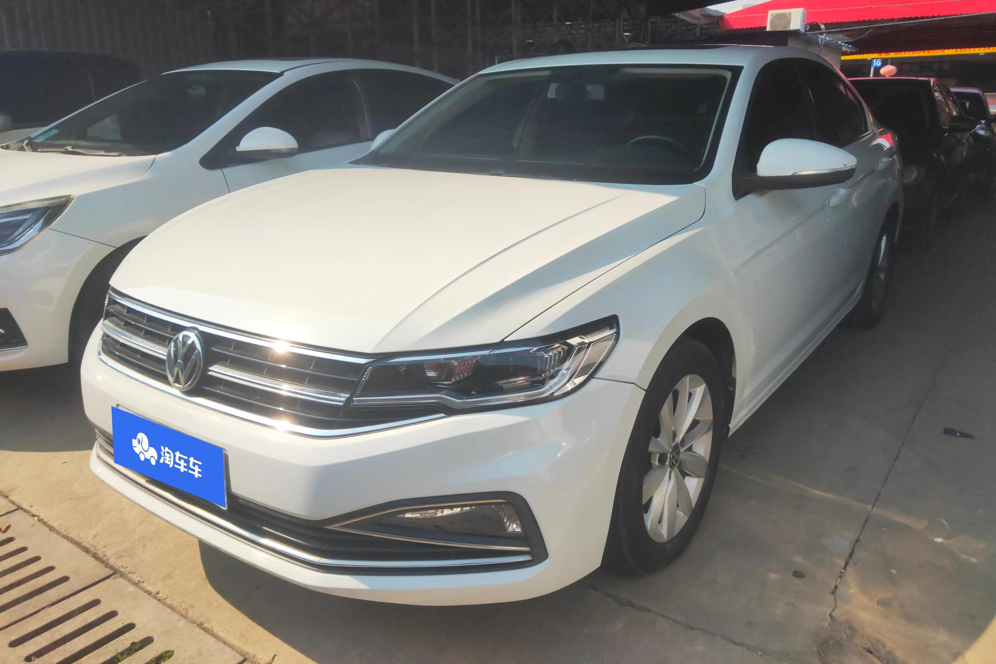 Volkswagen Bora 2021 г. 88628 км.