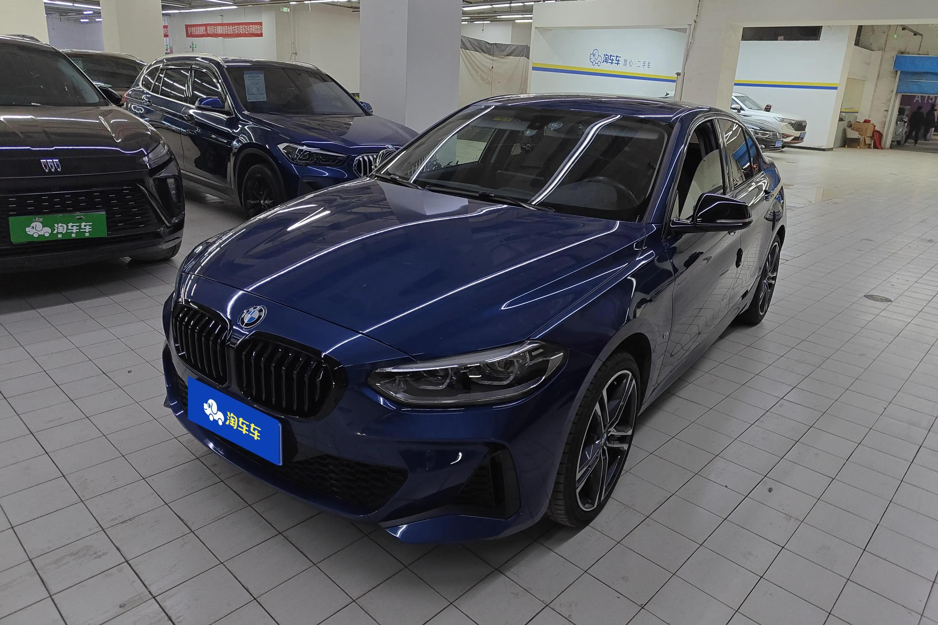 BMW 1 Series 2022 г. 20881 км.