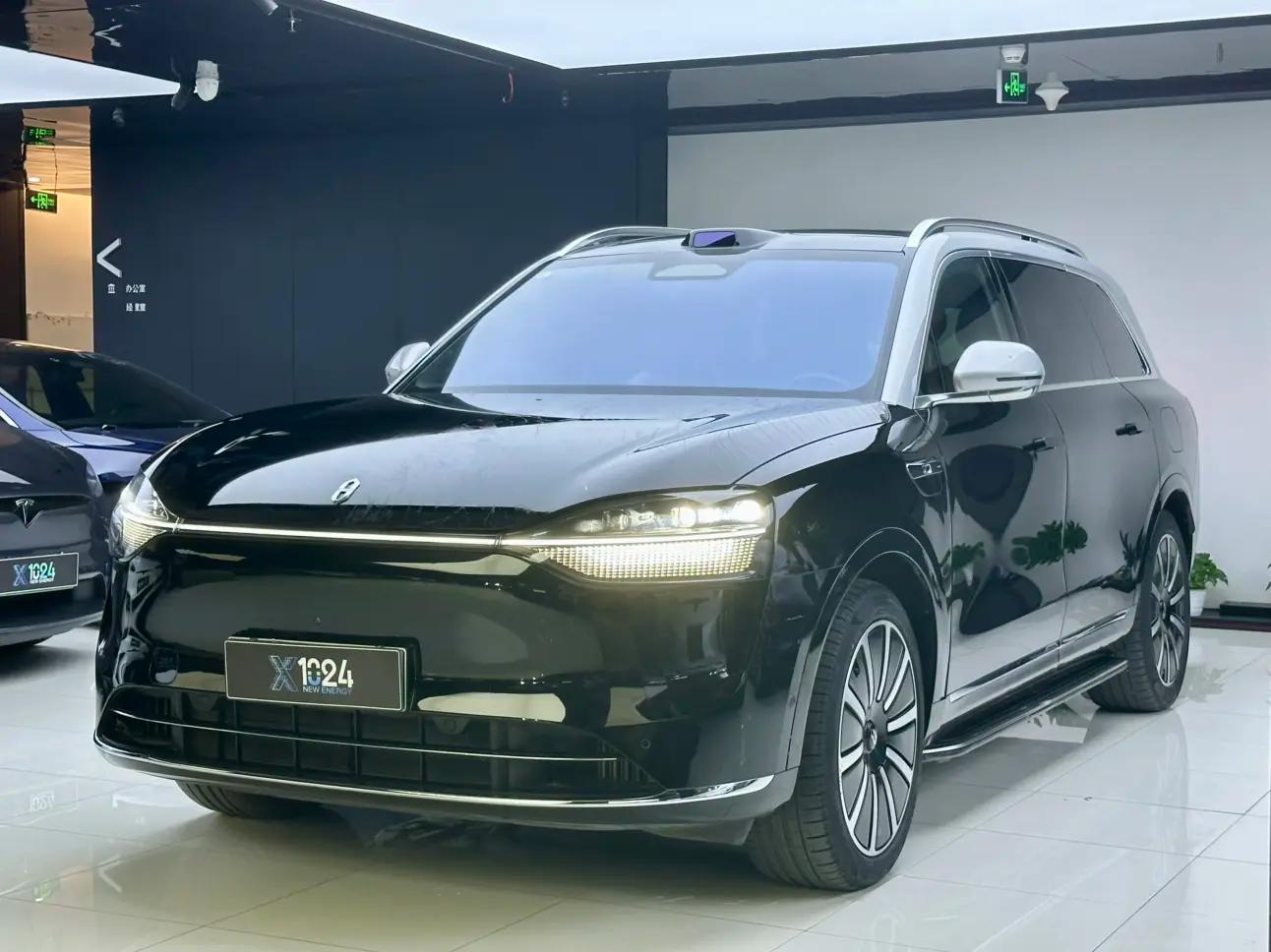 AITO M9 2024 г. 45104 км.