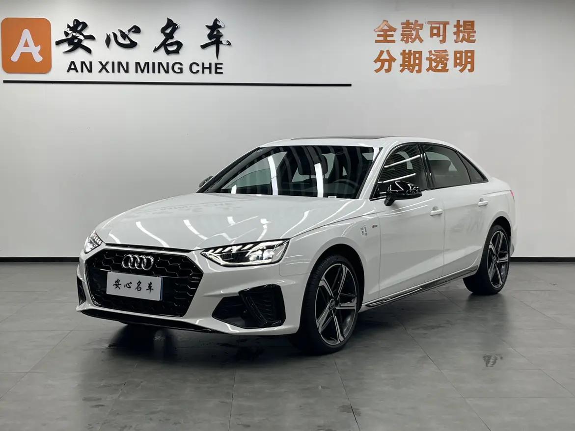 Audi A4L 2025 г. 2842 км.