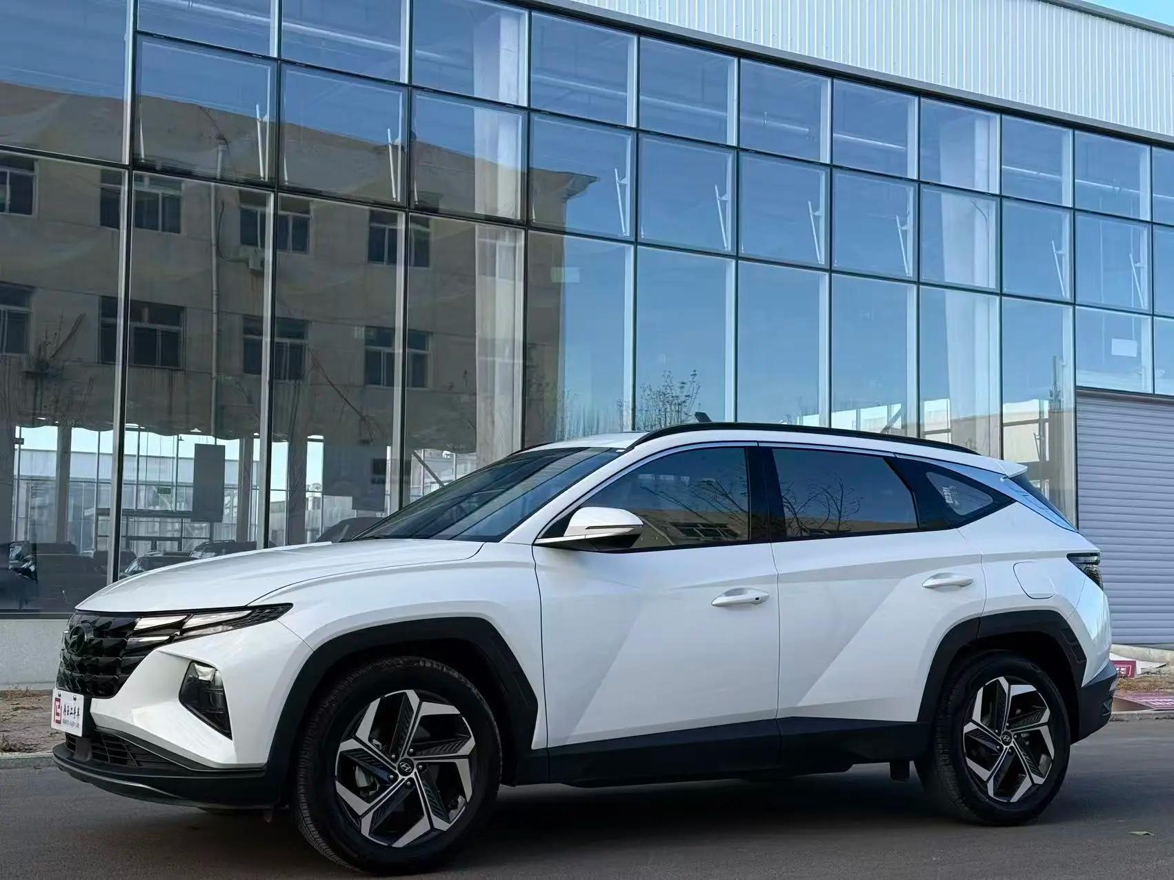 Hyundai Tucson L 2023 г. 16018 км.