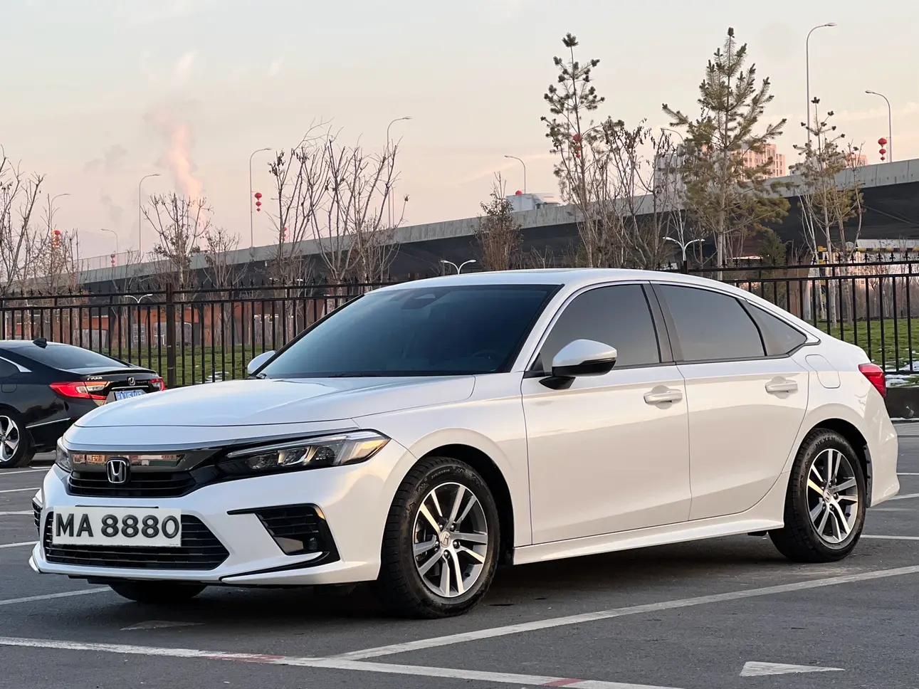 Honda Civic 2023 г. 30000 км.