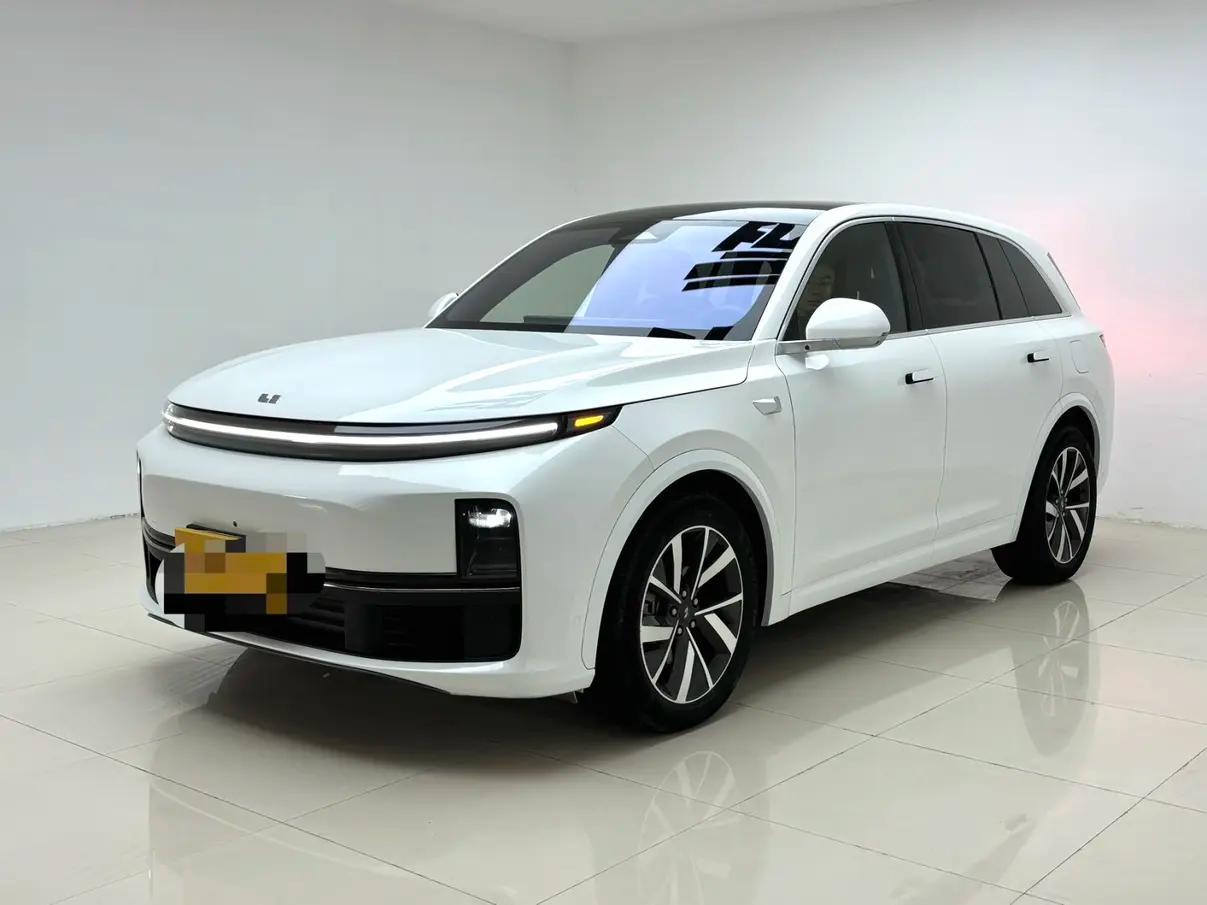 Lixiang L7 2024 г. 80105 км.