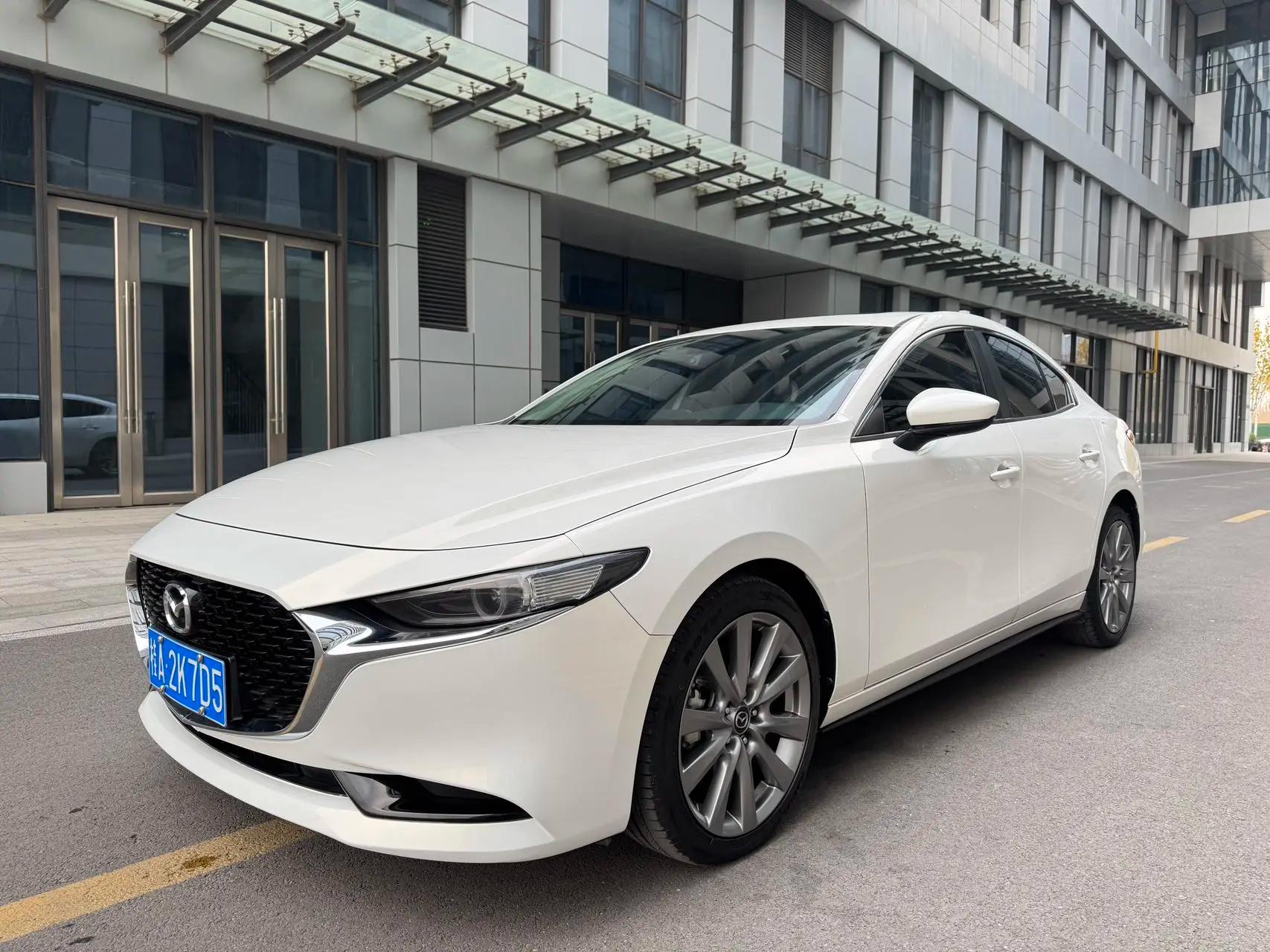 Mazda Axela 2021 г. 60590 км.