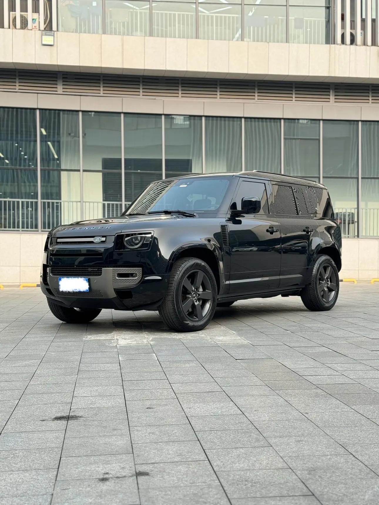 Land Rover Guard 2023 г. 40145 км.