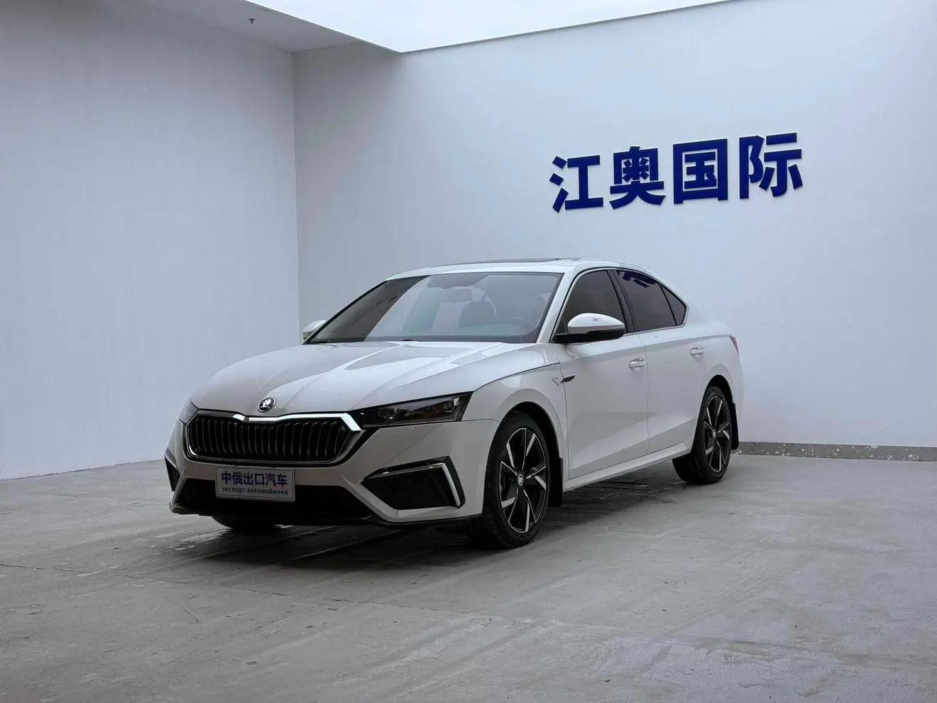 Skoda Octavia 2021 г. 42075 км.