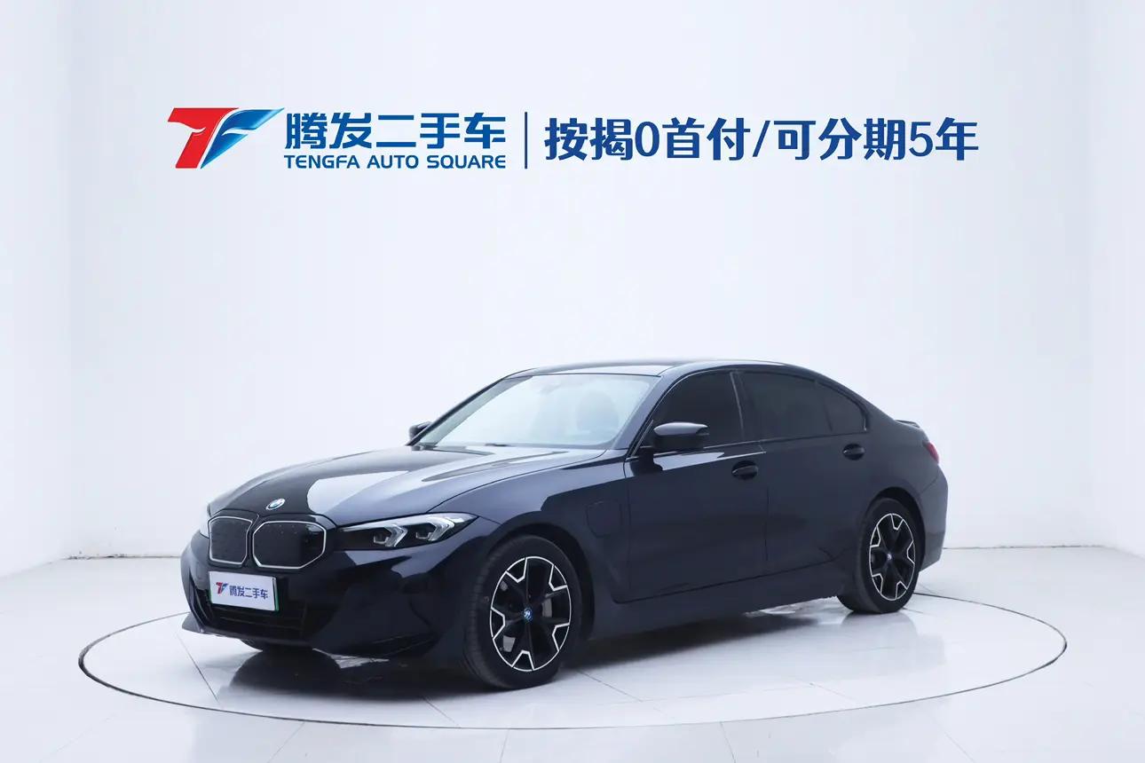 BMW i3 2024 г. 24335 км.