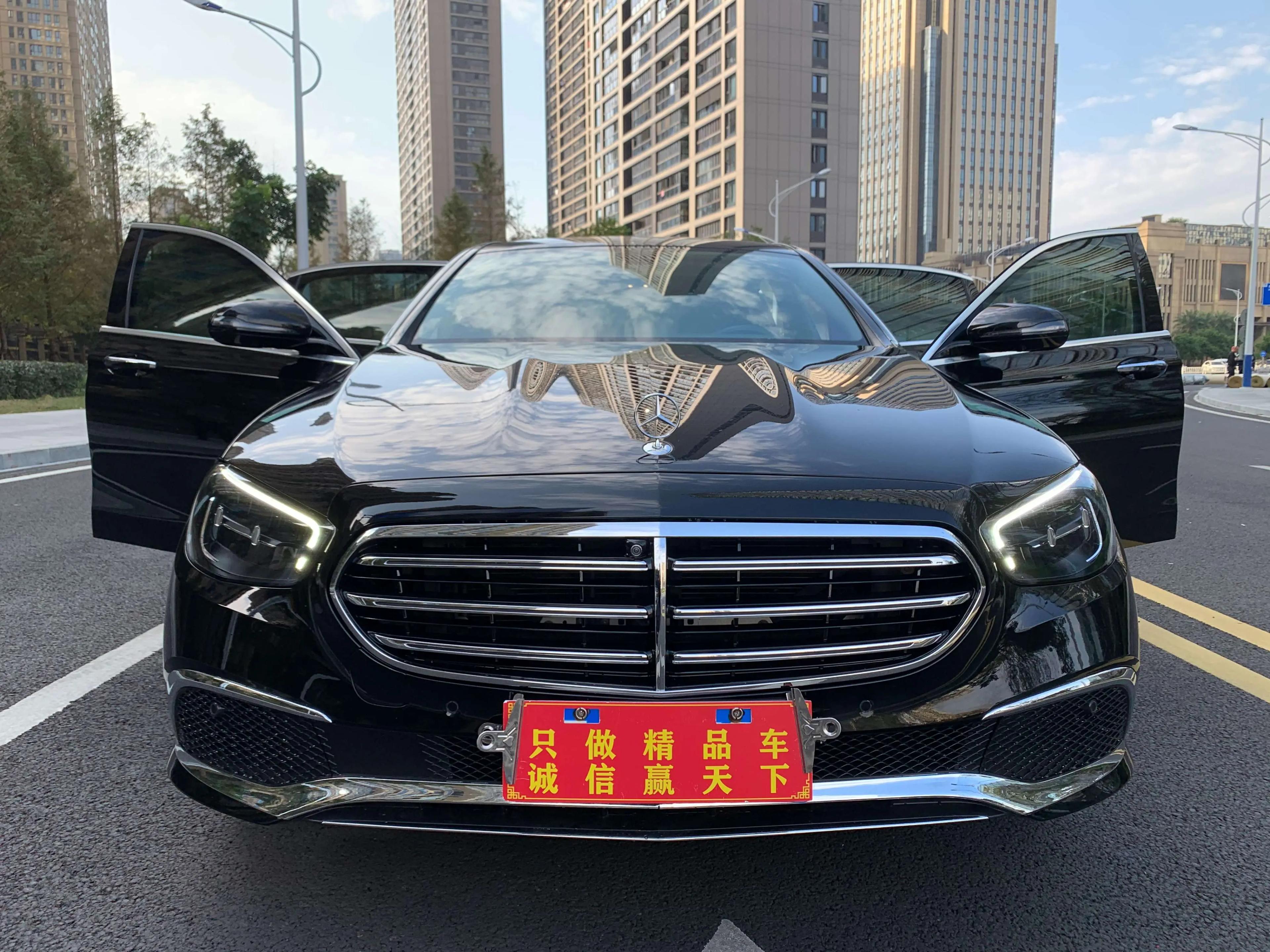 Mercedes-Benz E-Class 2022 г. 41013 км.