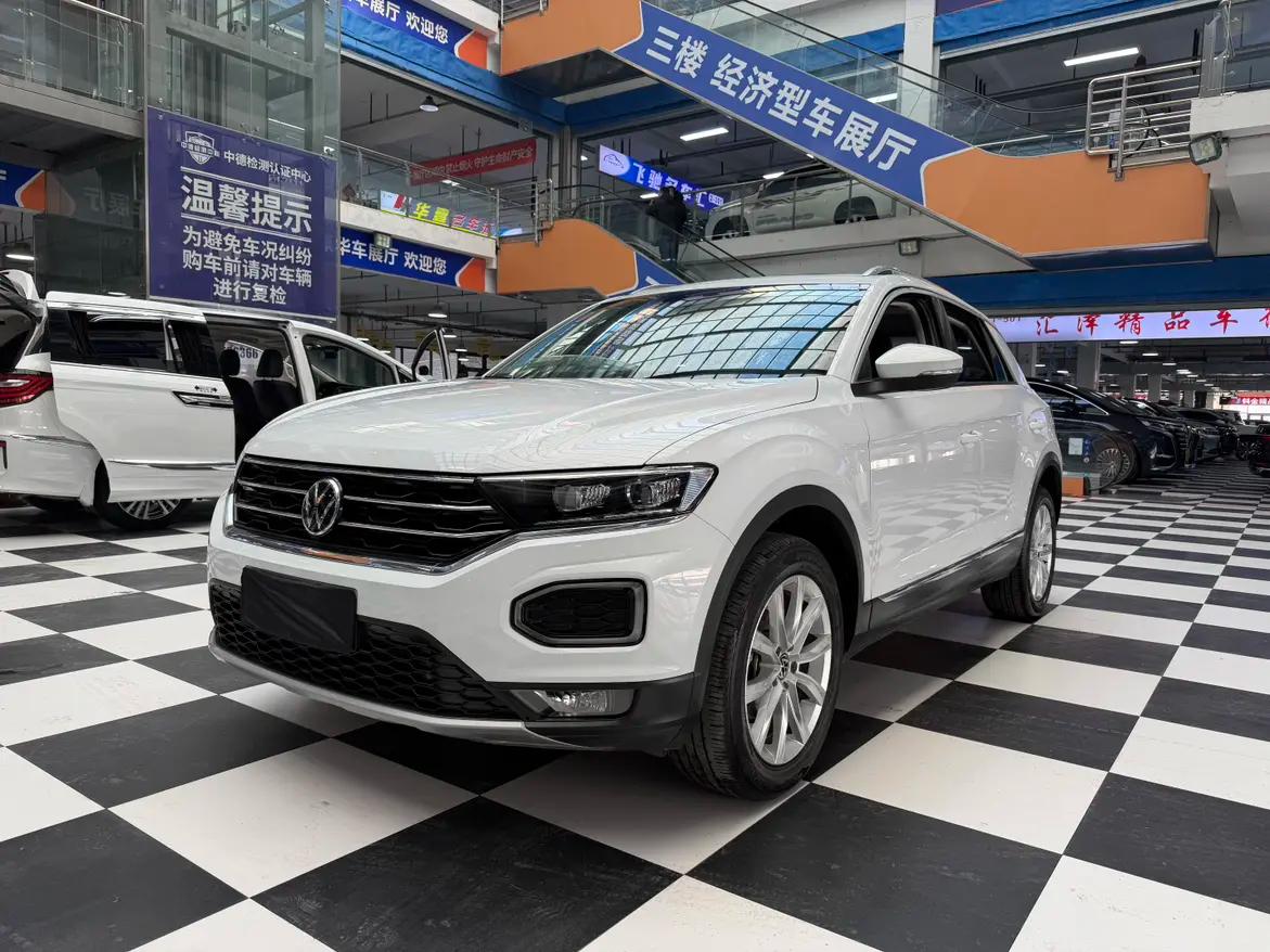 Volkswagen T-Roc 2022 г. 49012 км.