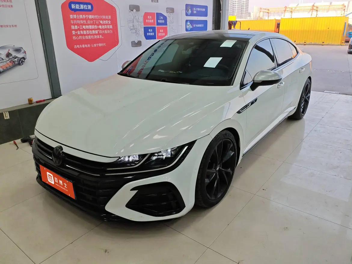Volkswagen Arteon 2022 г. 90099 км.
