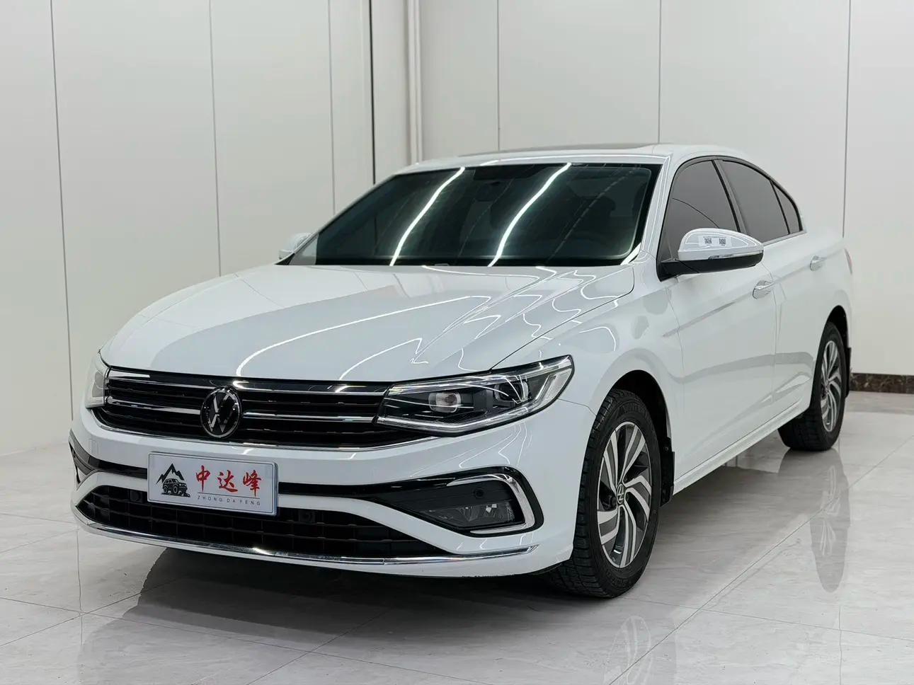 Volkswagen Bora 2022 г. 48022 км.