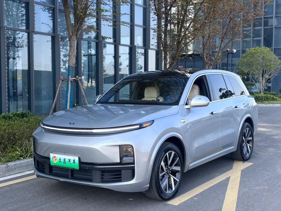 Lixiang L8 2023 г. 60524 км.