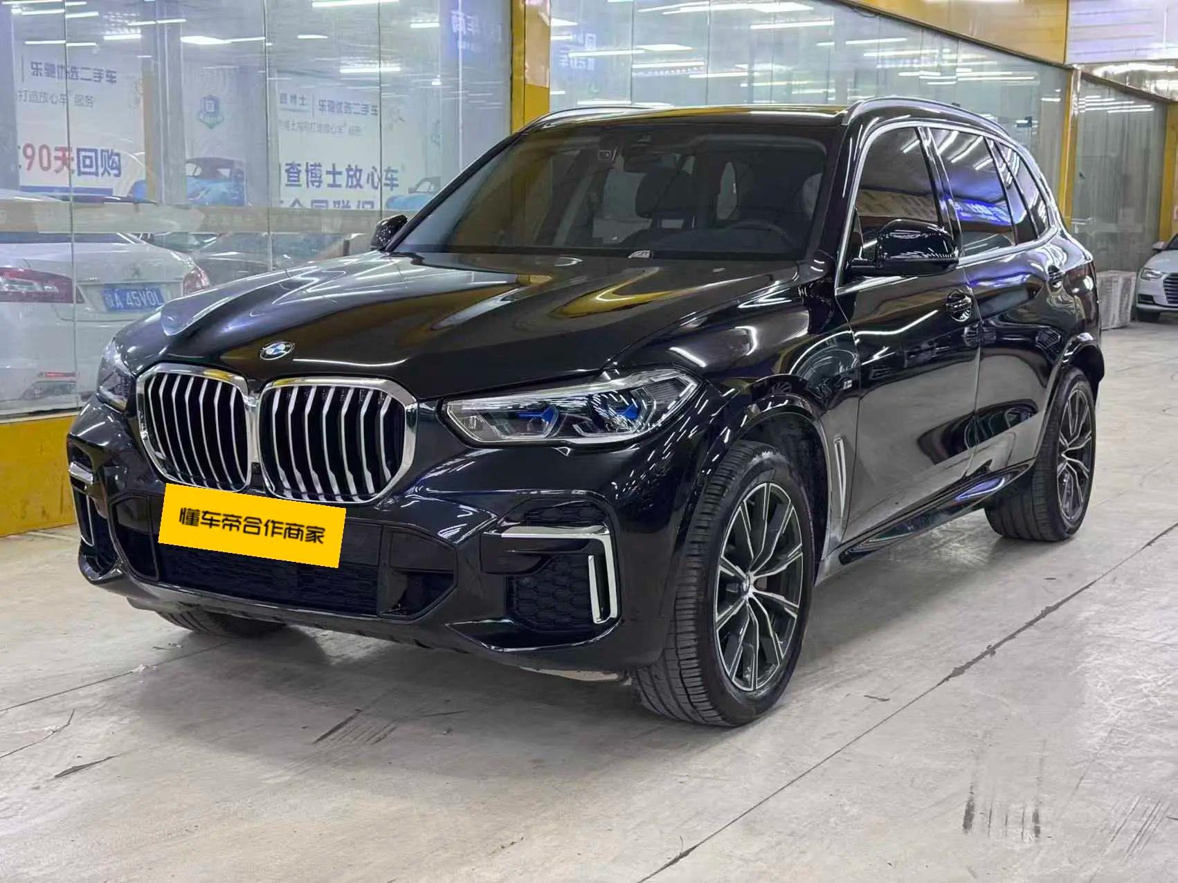 BMW X5 2023 г. 27112 км.