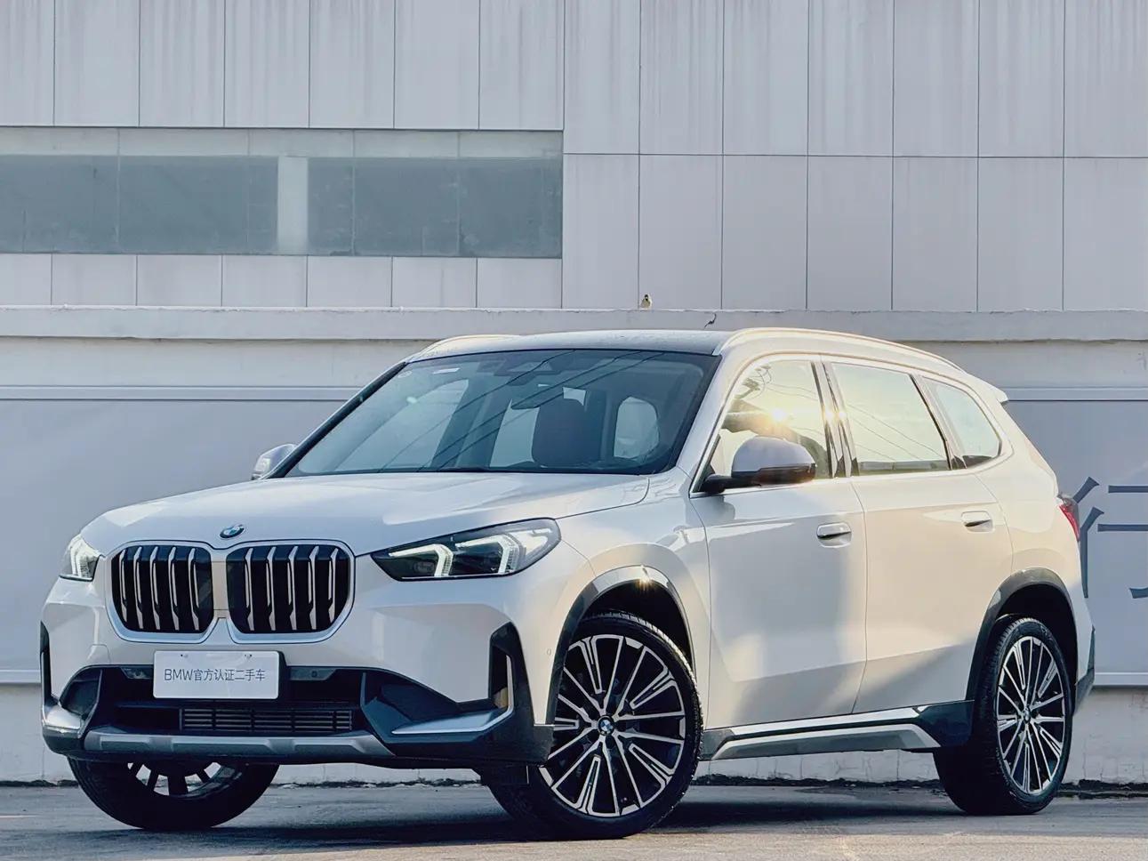 BMW X1 2023 г. 15121 км.