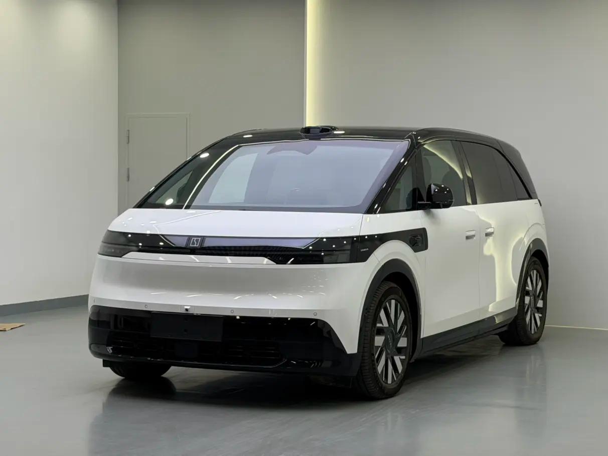 ZEEKR MIX 2024 г. 1634 км.