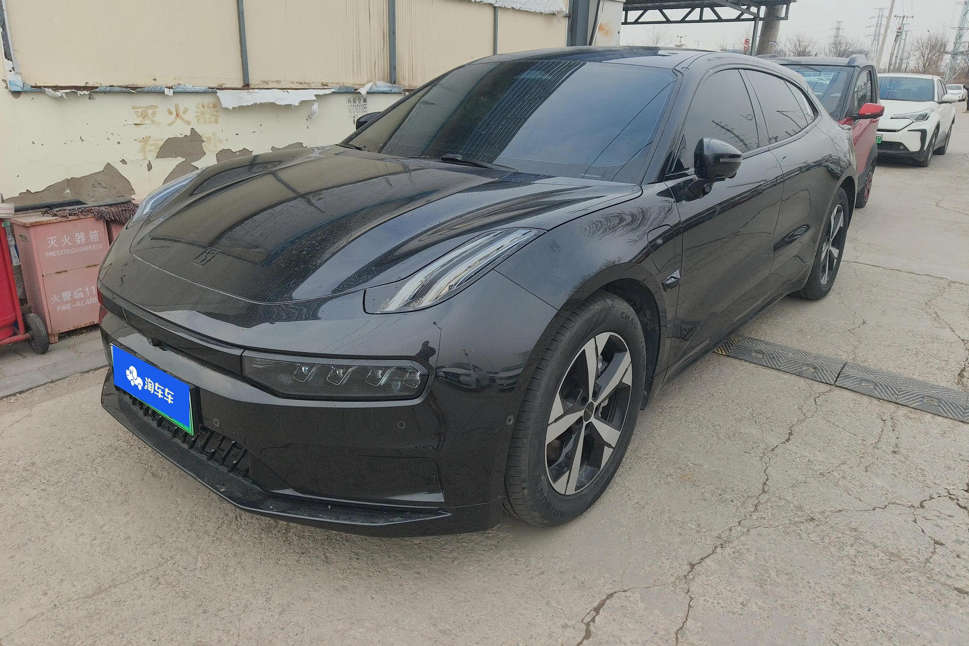 ZEEKR 001 2023 г. 66138 км.