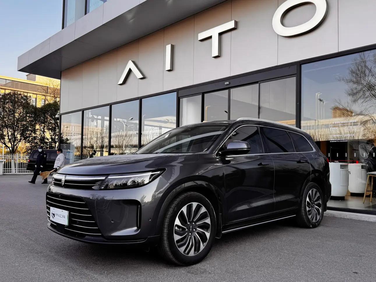 AITO M7 2023 г. 63104 км.