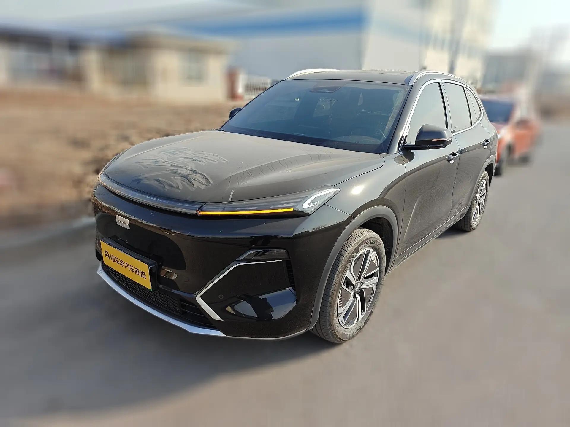 Geely Galaxy Starship 7 EM-i 2025 г. 17632 км.