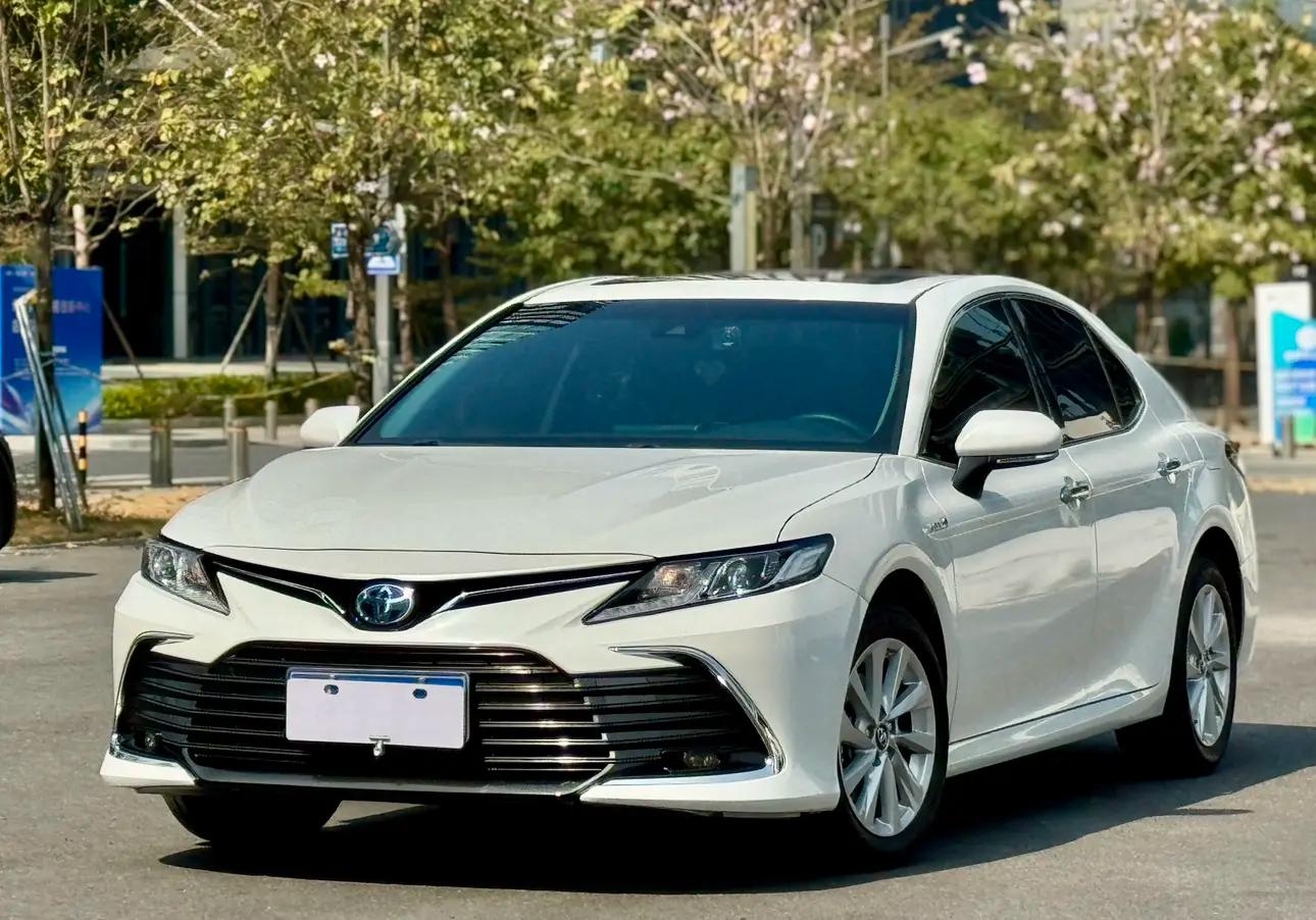 Toyota Camry 2023 г. 27021 км.