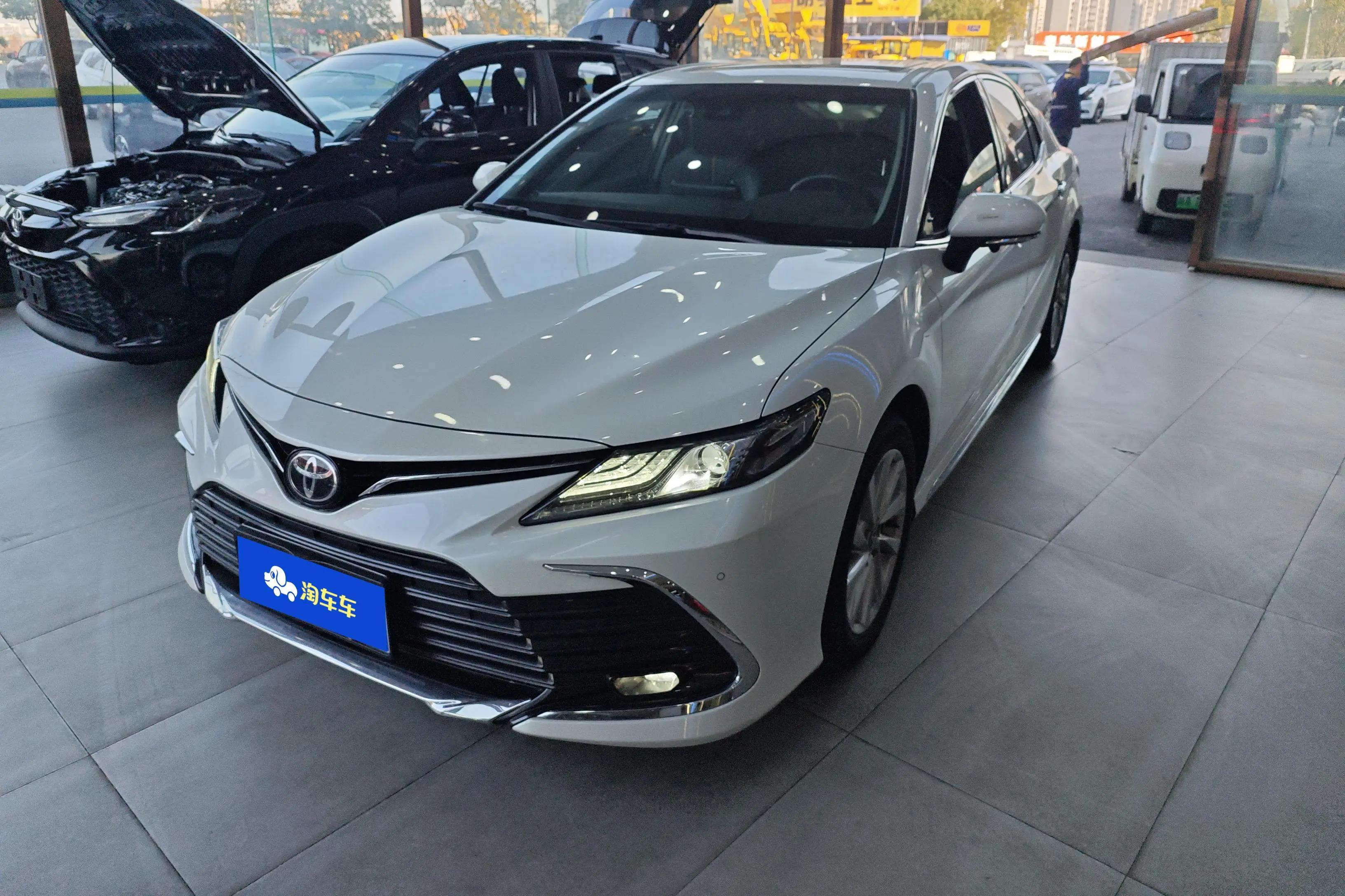 Toyota Camry 2023 г. 32228 км.