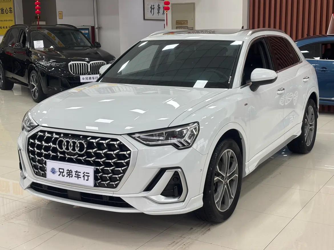 Audi Q3 2024 г. 16000 км.
