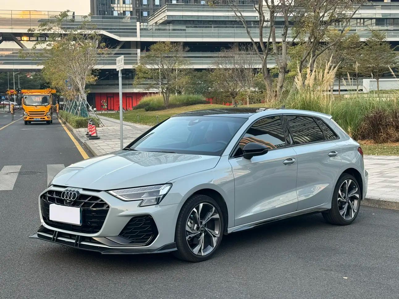 Audi A3 2024 г. 12085 км.