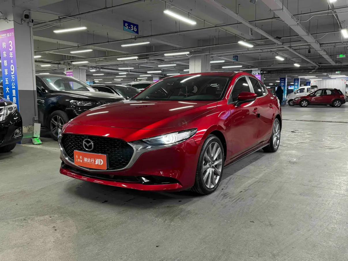 Mazda Axela 2021 г. 6987 км.