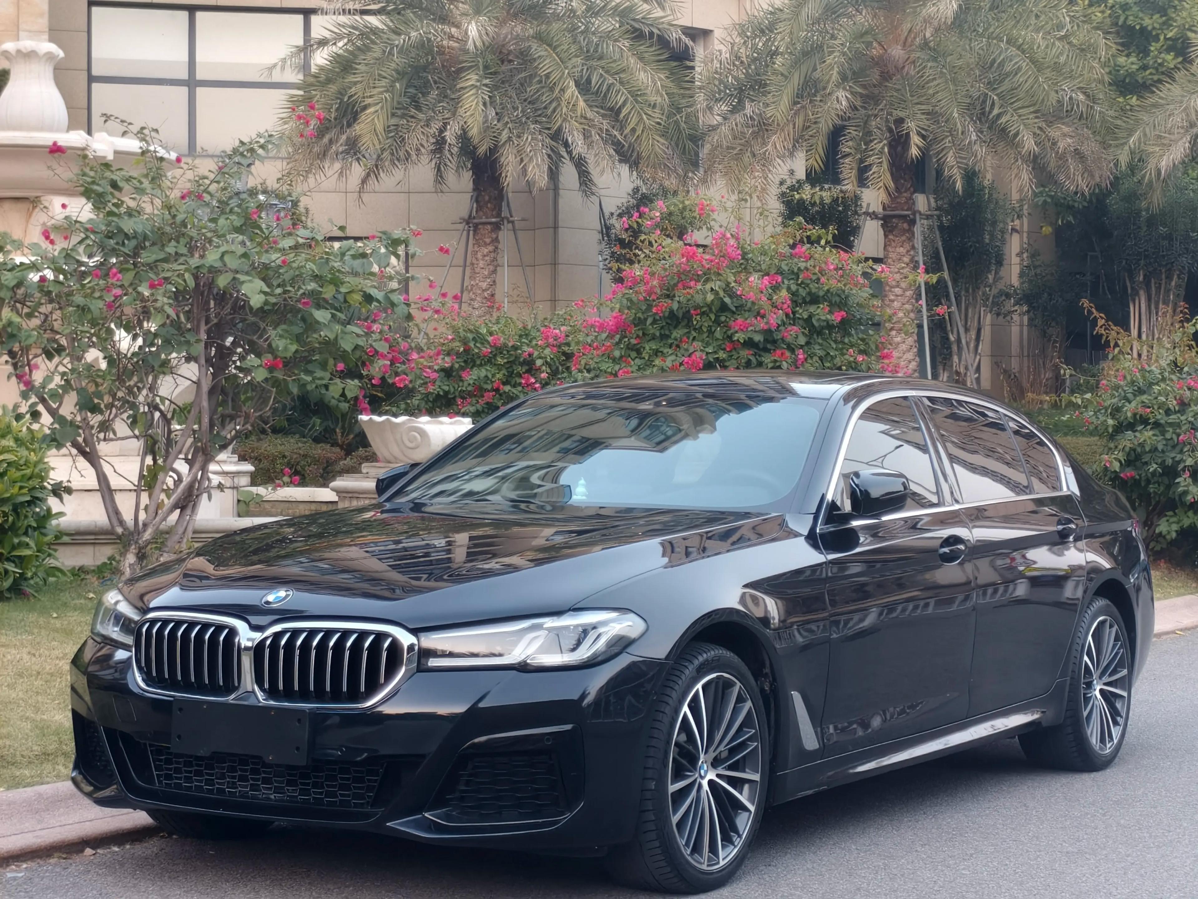BMW 5 Series 2022 г. 68094 км.