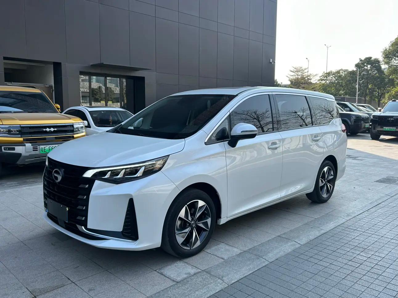GAC Trumpchi M6 2023 г. 48128 км.