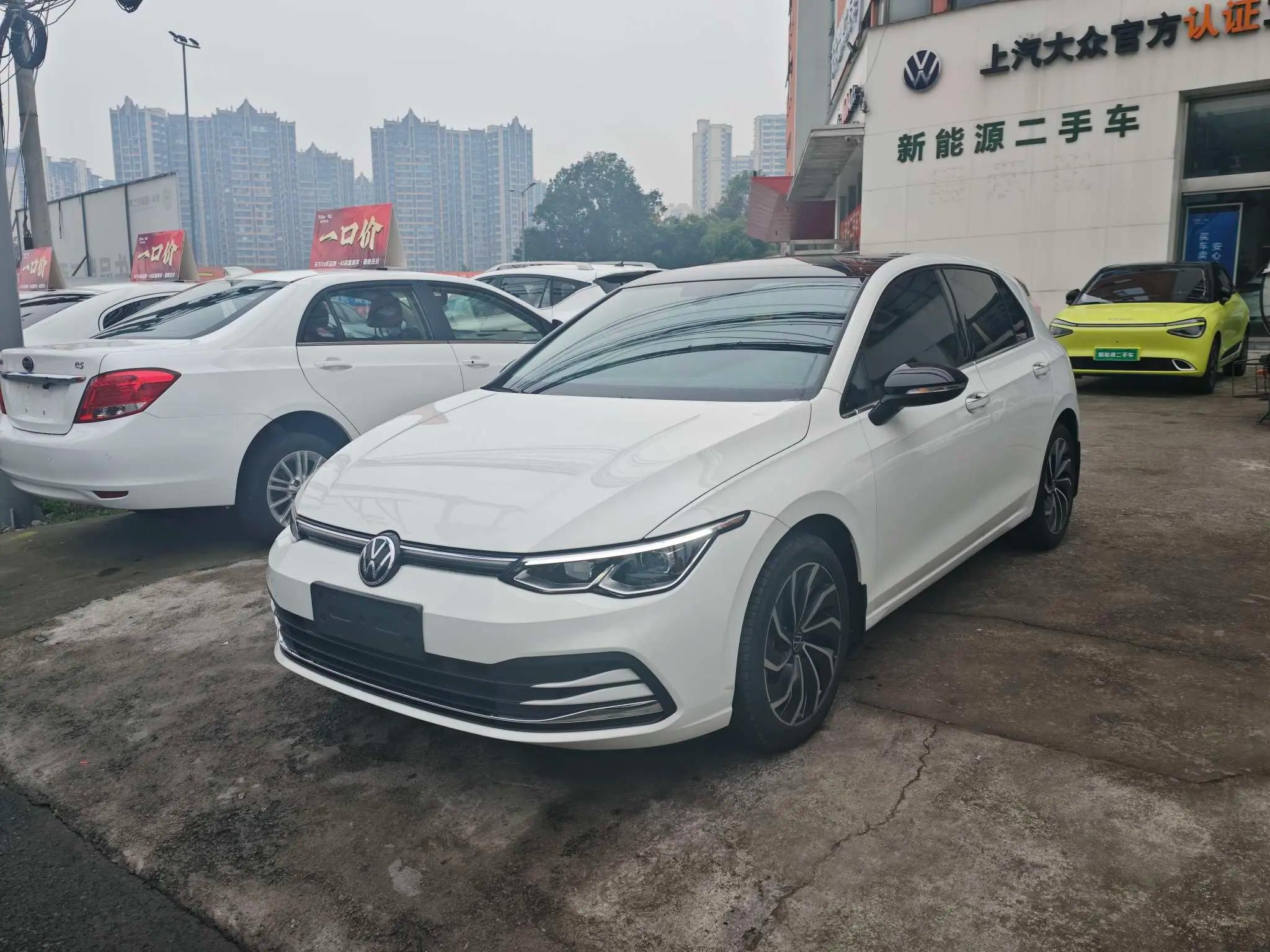 Volkswagen Golf 2024 г. 29000 км.