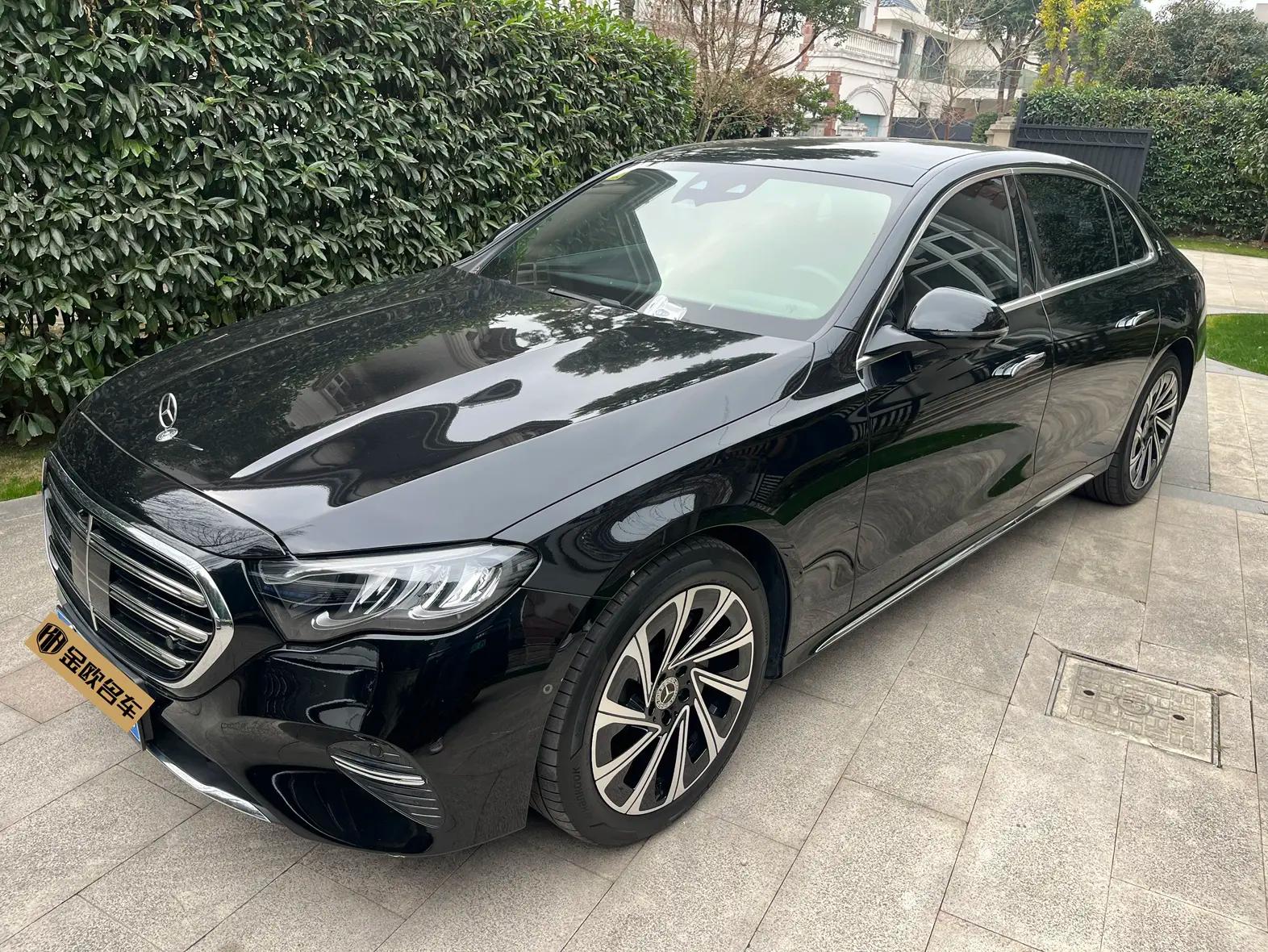 Mercedes-Benz E-Class 2024 г. 19075 км.