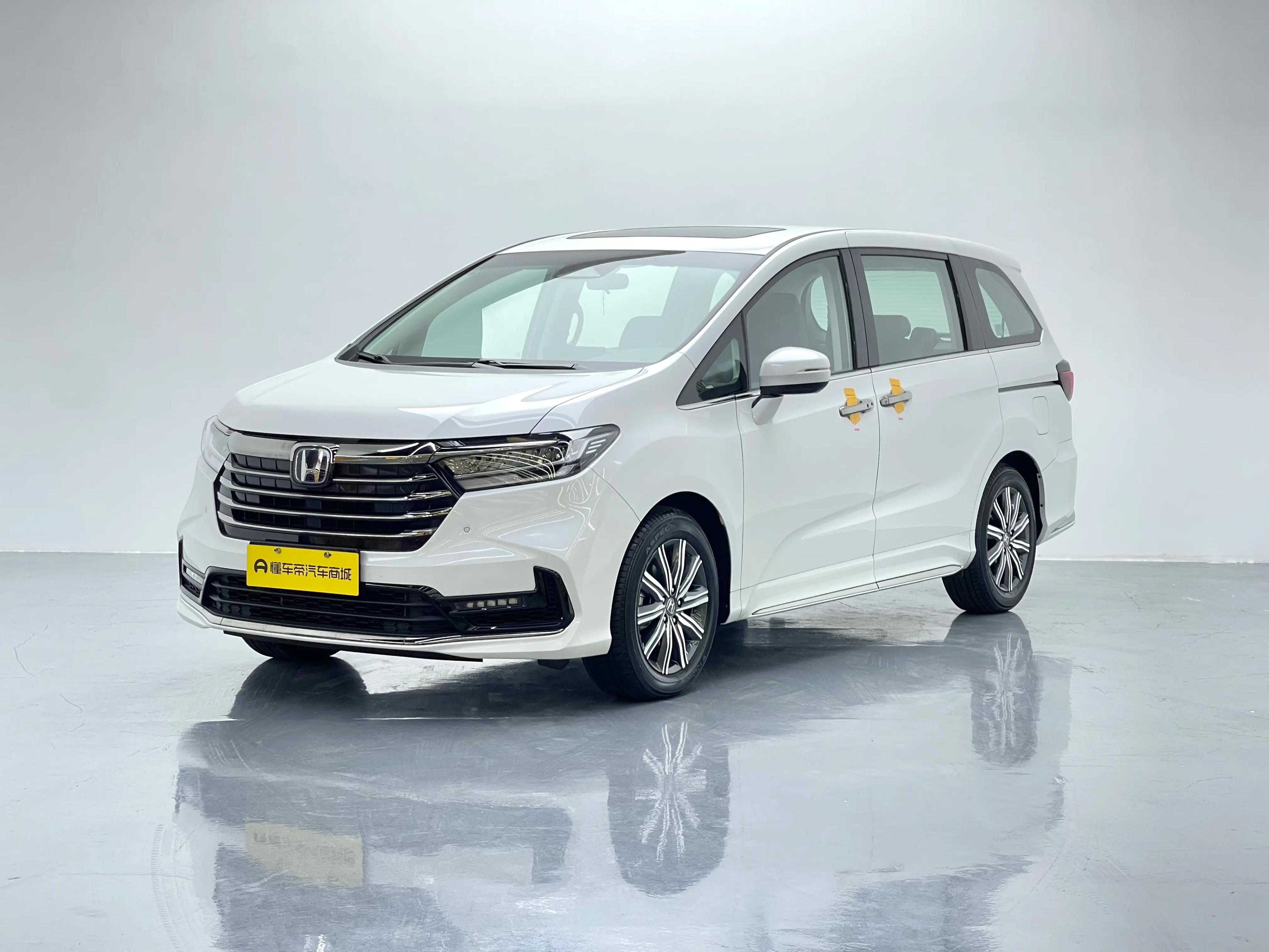 Honda Odyssey 2025 г. 4845 км.