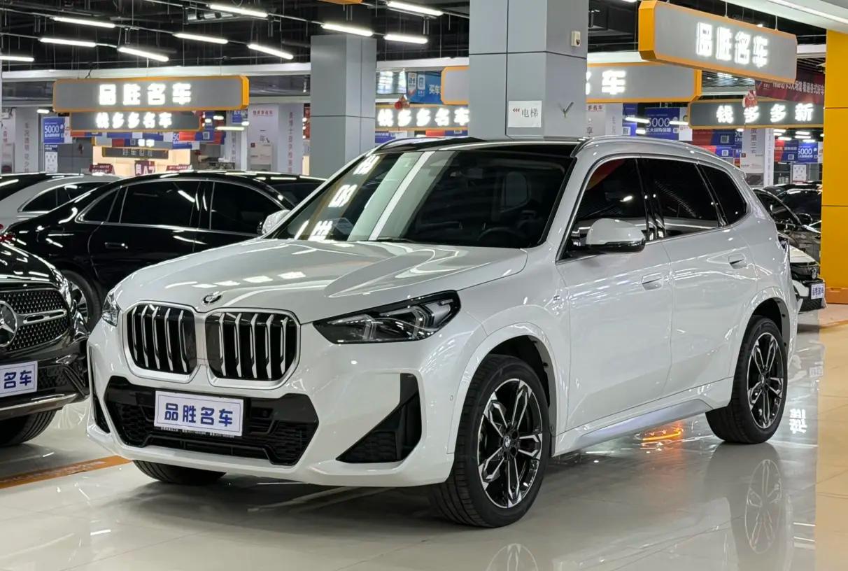 BMW X1 2024 г. 17139 км.