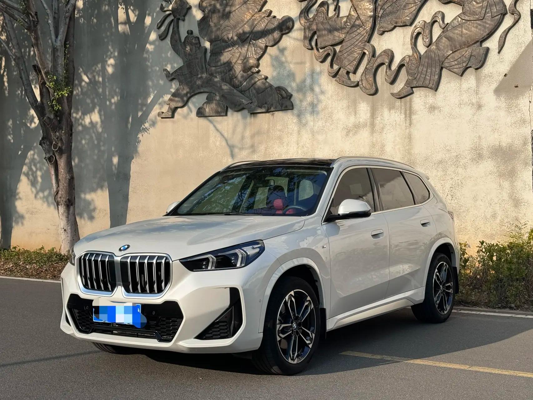 BMW X1 2024 г. 20007 км.
