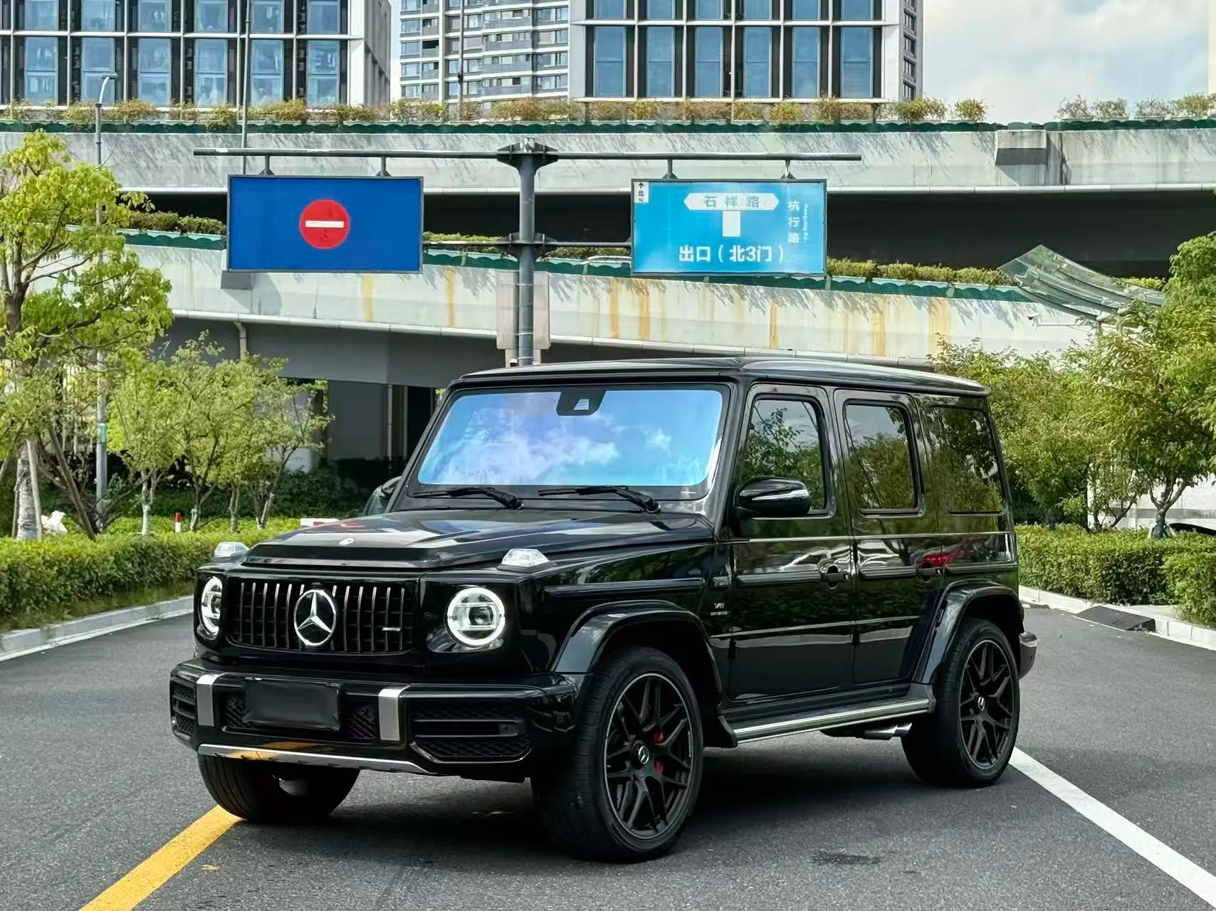 Mercedes-Benz G-Class AMG 2023 г. 15056 км.
