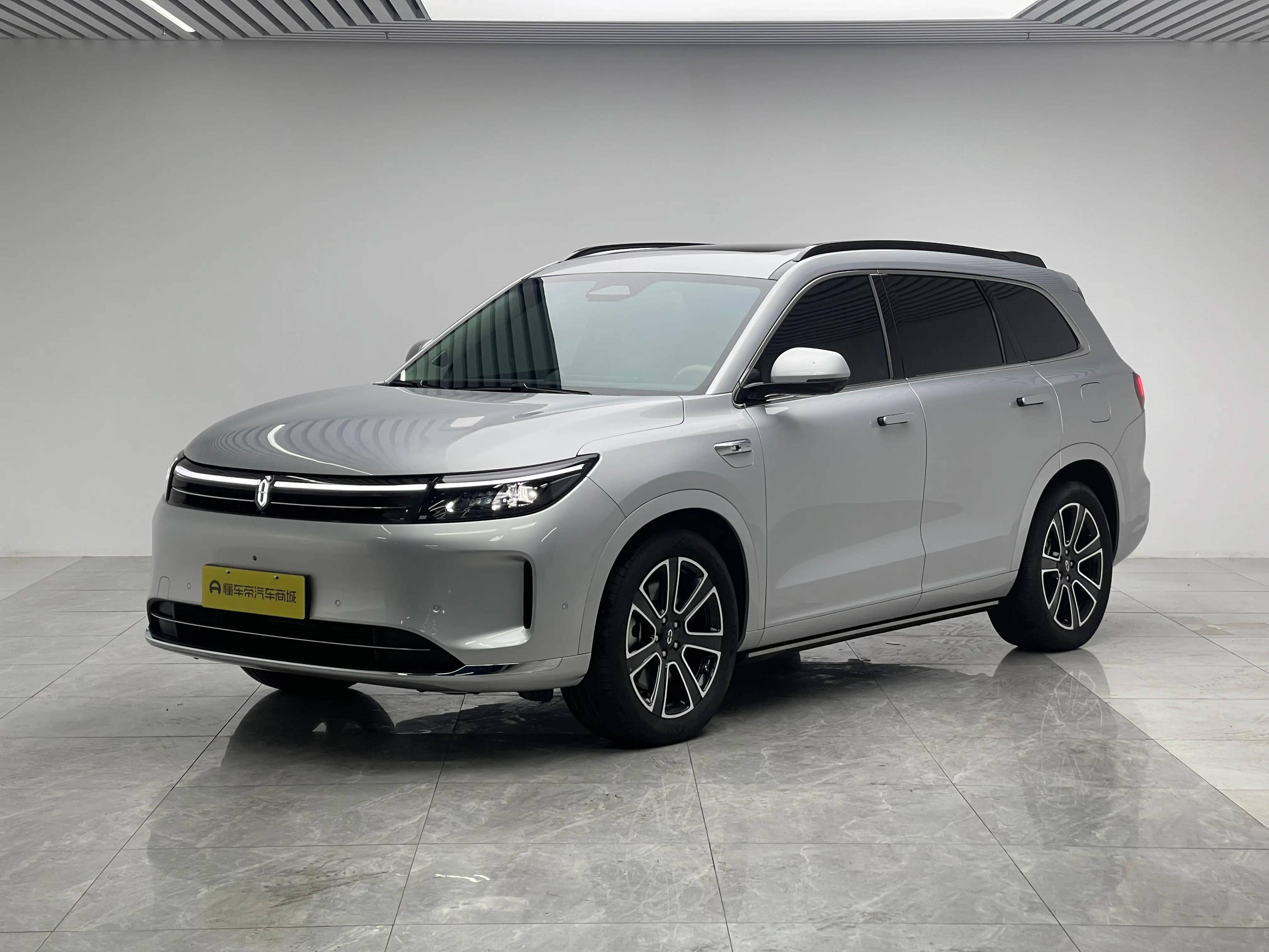 AITO M7 2024 г. 59499 км.