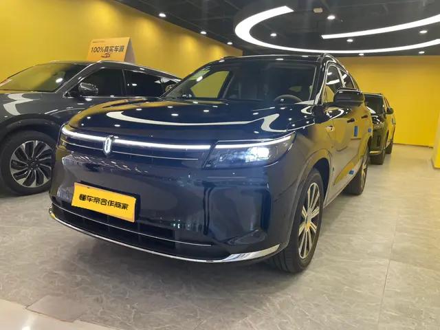 AITO M7 2025 г. 1093 км.