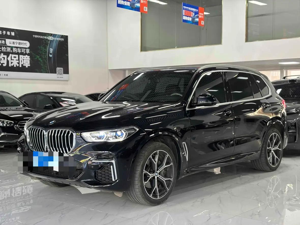 BMW X5 2022 г. 67055 км.