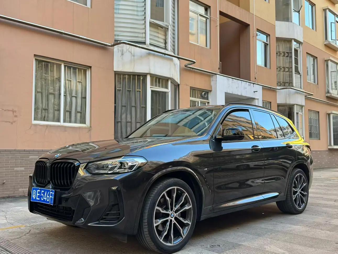 BMW X3 2022 г. 80200 км.