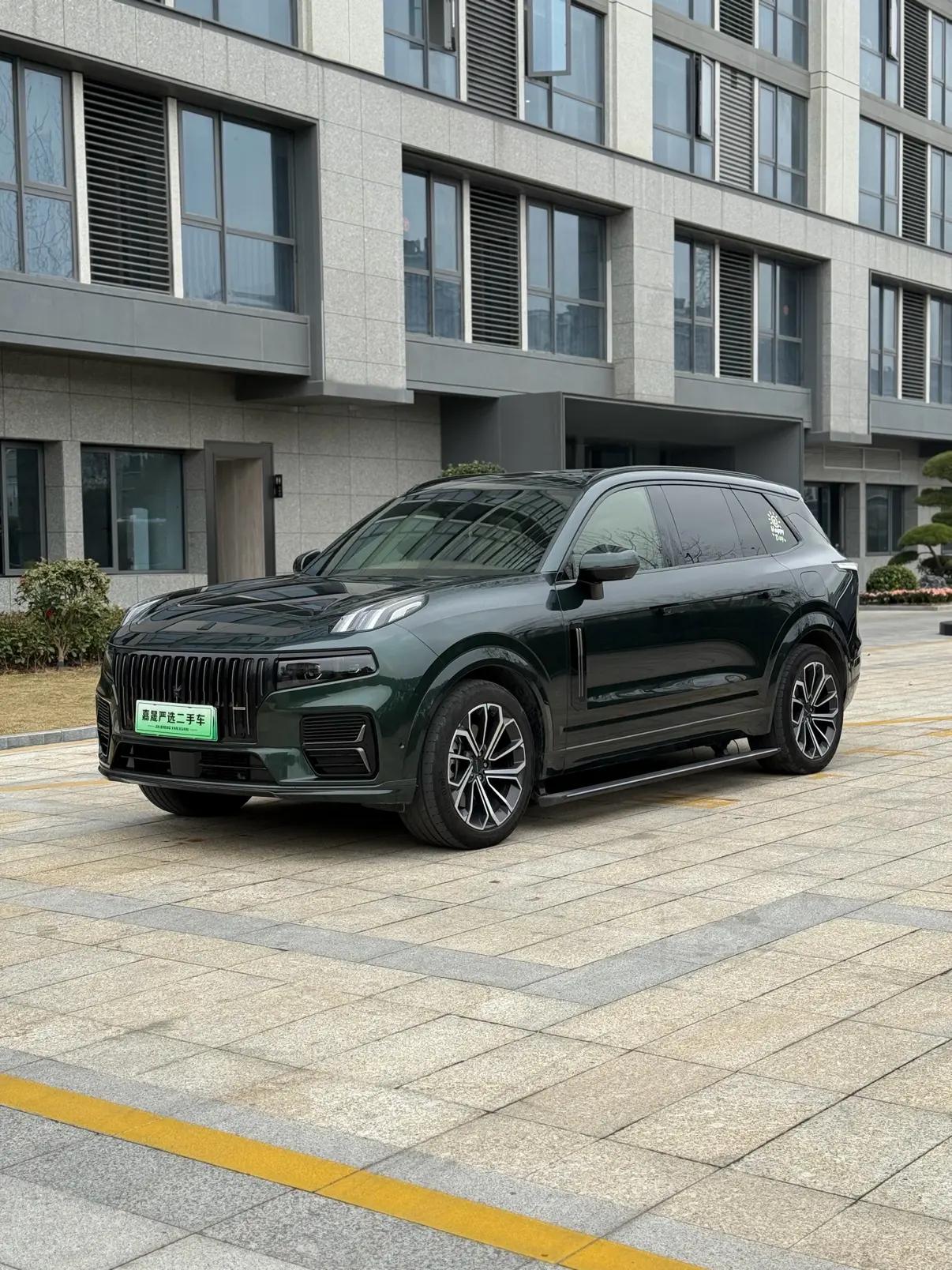 Lynk & Co 09 EM-P 2024 г. 54099 км.