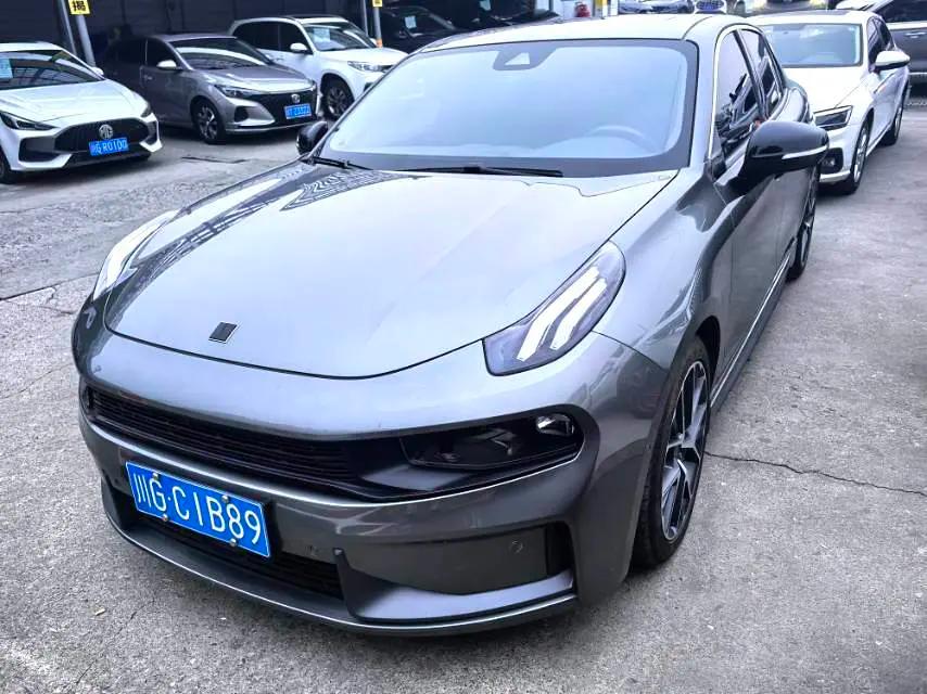 Lynk & Co 03 2022 г. 30023 км.