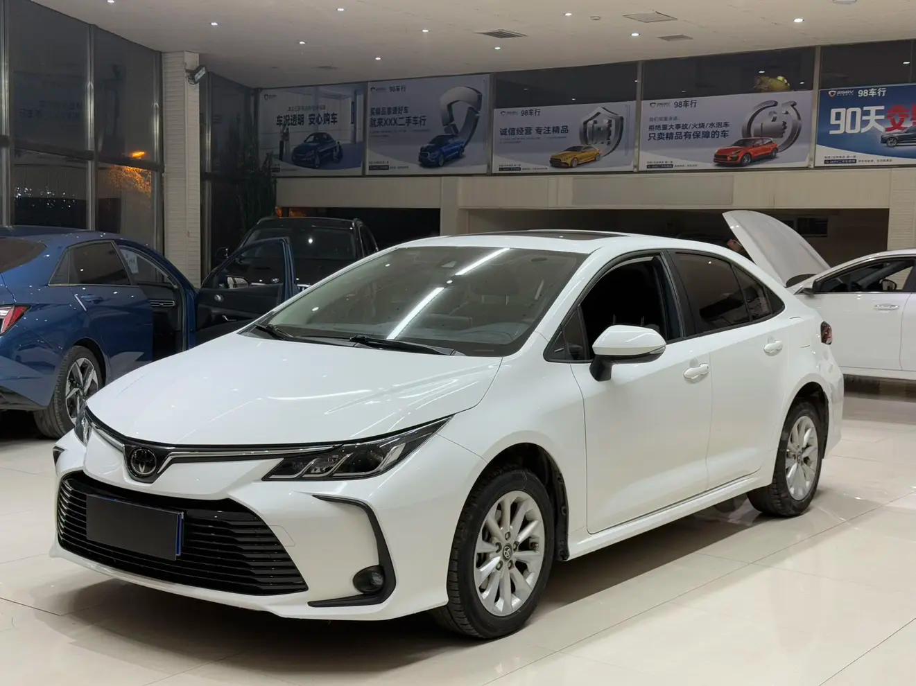 Toyota Corolla 2022 г. 37000 км.