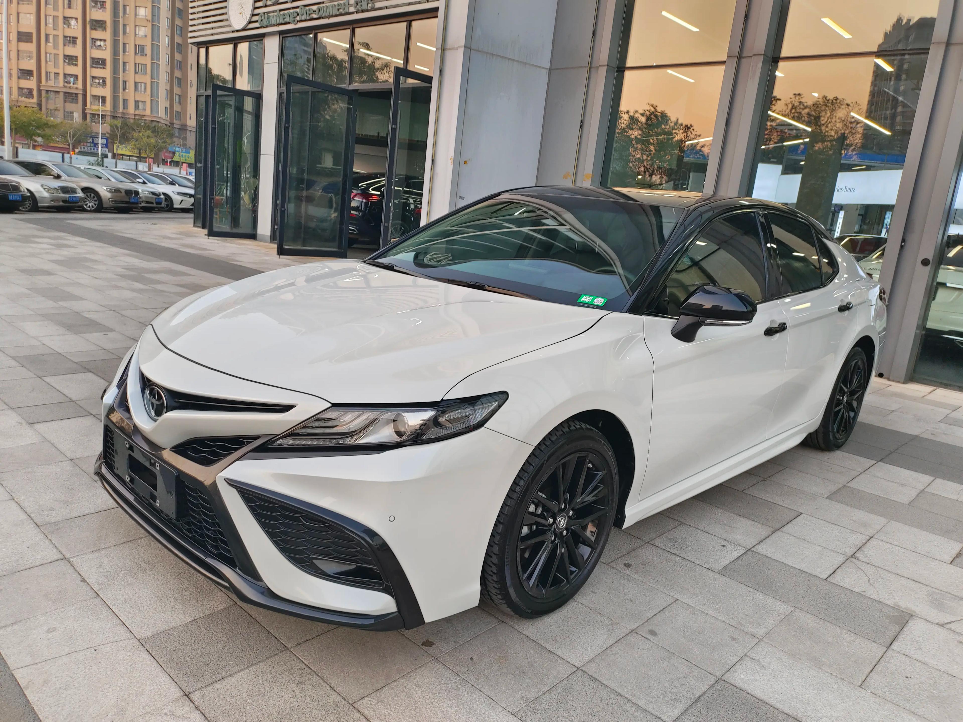 Toyota Camry 2023 г. 30076 км.