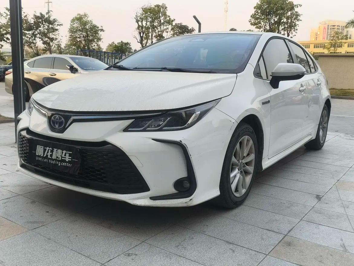Toyota Corolla 2023 г. 27200 км.