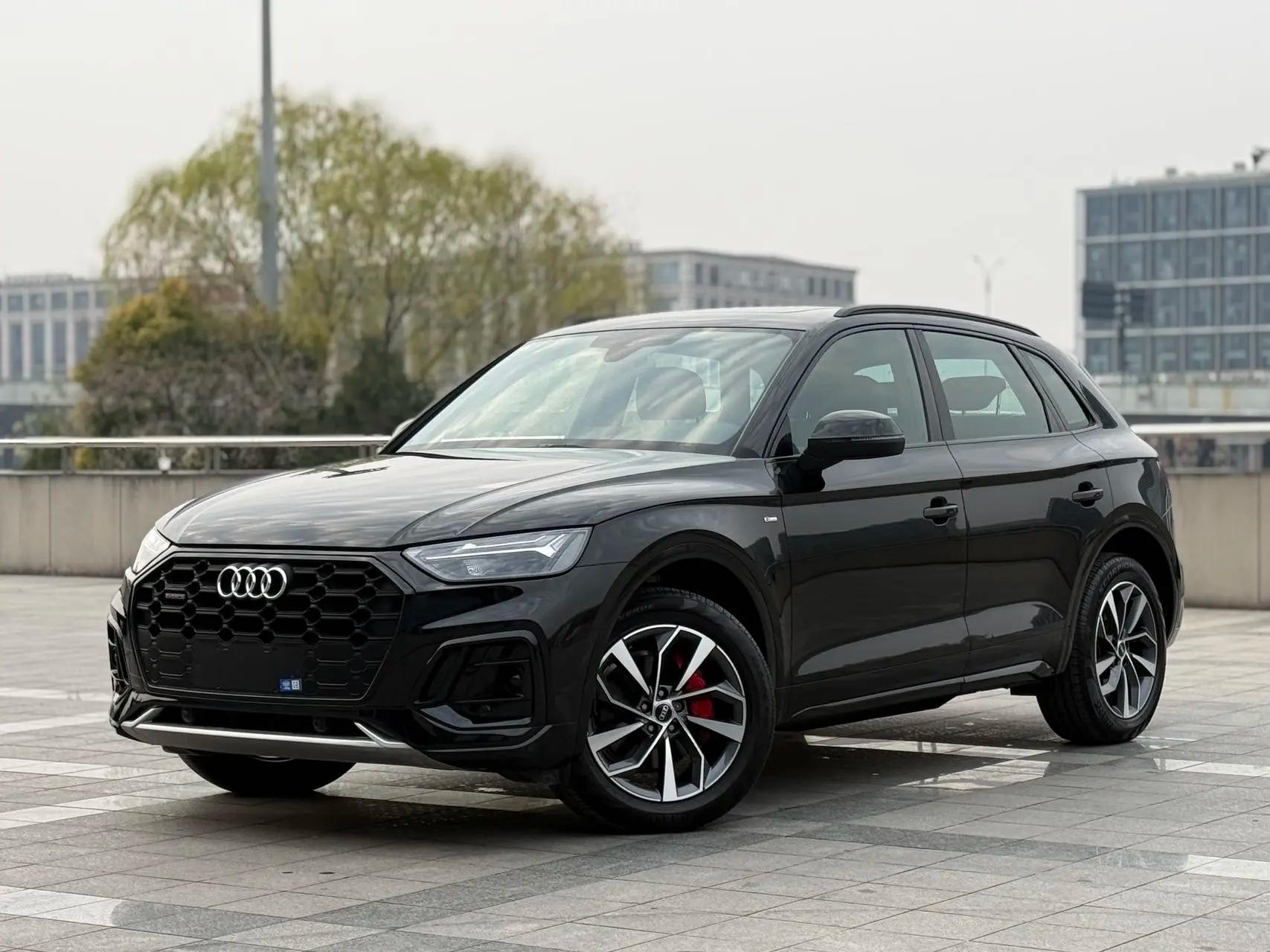 Audi Q5L 2024 г. 28122 км.