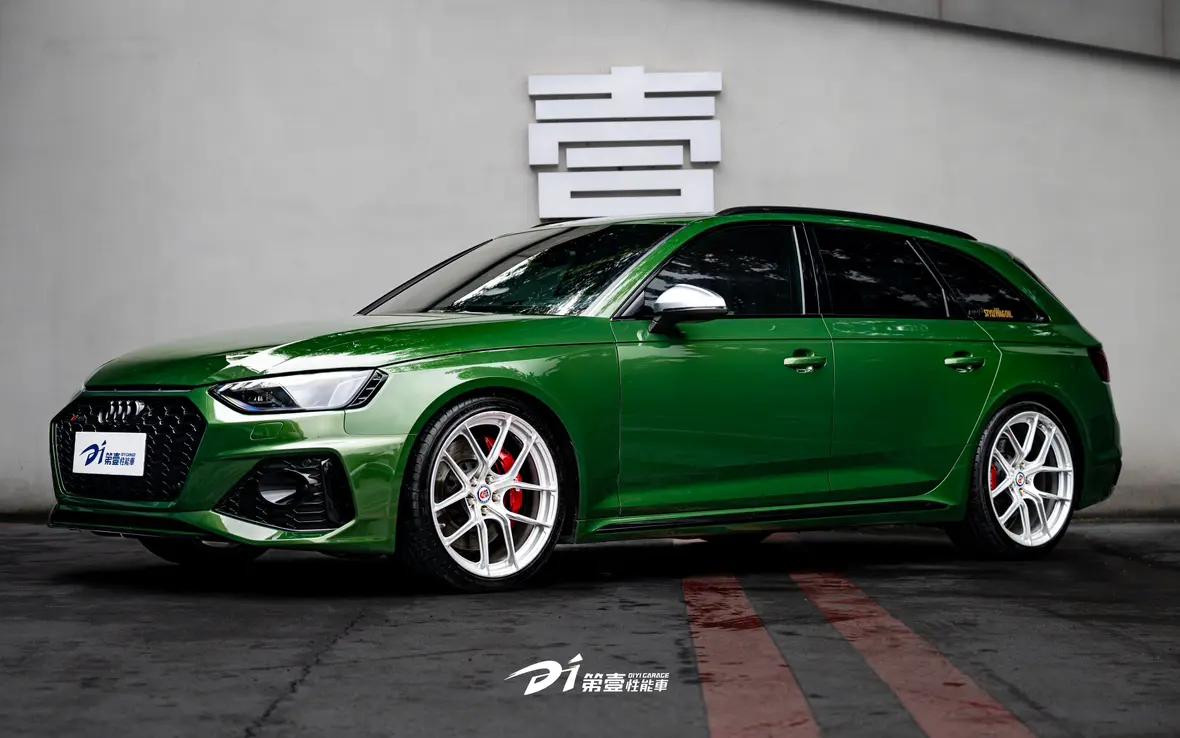 Audi RS 4 2021 г. 70060 км.