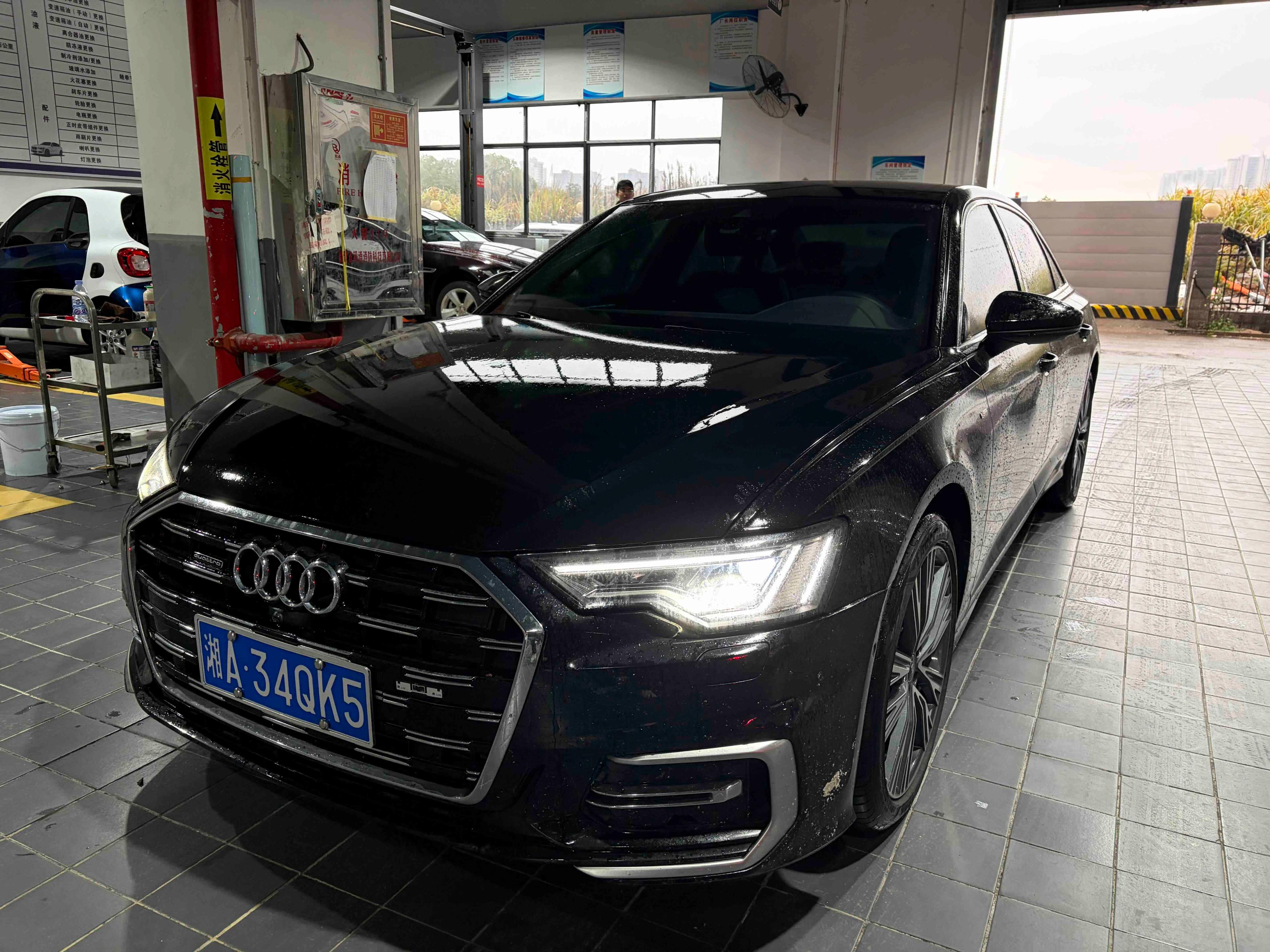 Audi A6L 45 TFSI 2.0 quattro S tronic (245 л.с.) 2024 г. 12002 км