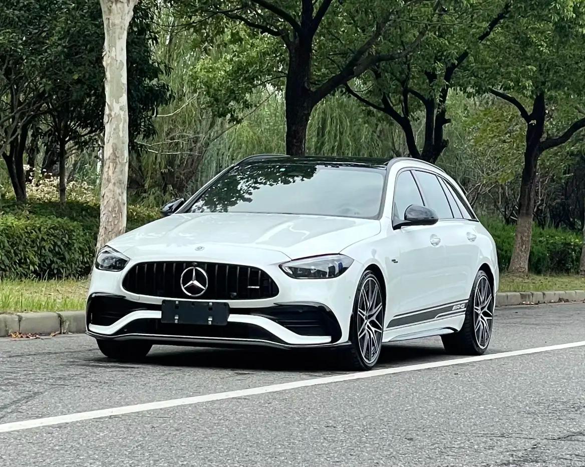 Mercedes-Benz C-Class AMG 2024 г. 16070 км.