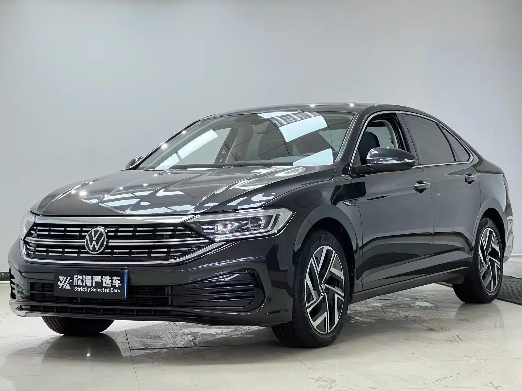 Volkswagen Sagitar 2022 г. 27140 км.